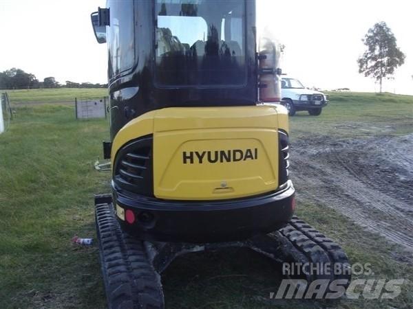 Hyundai R35Z-7 Mini rýpadla < 7t