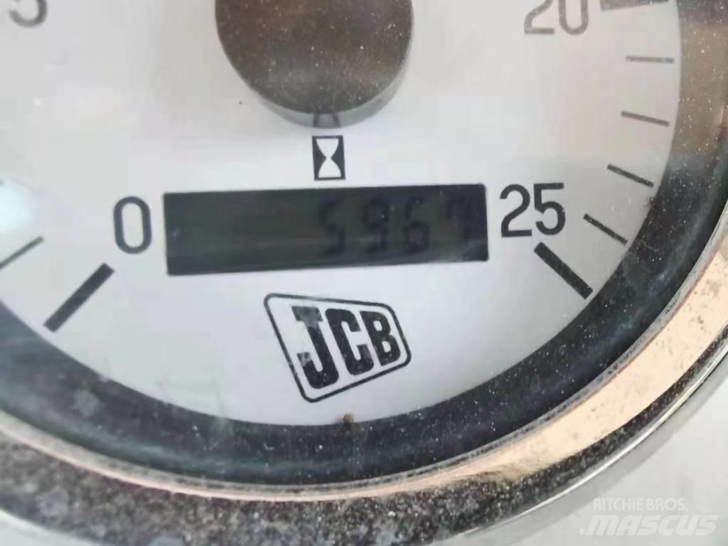 JCB 3 CX Rýpadlo-nakladače