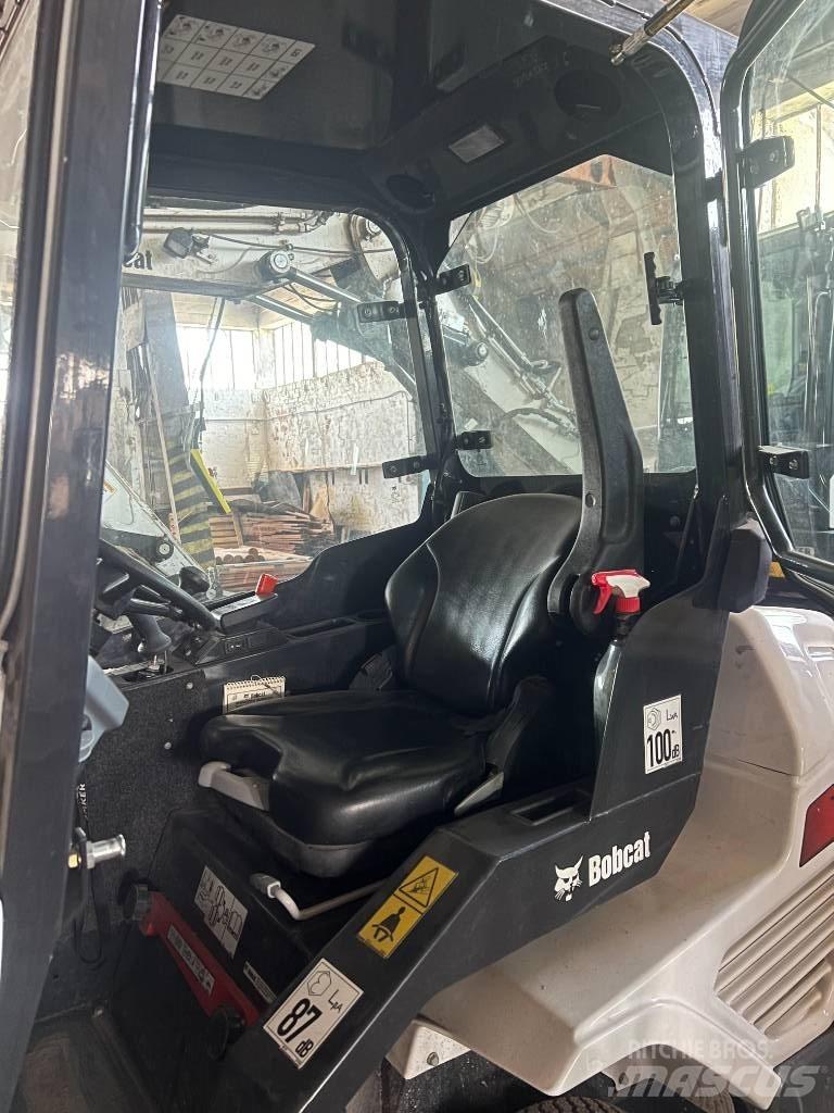 Bobcat L 23 Mininakladače