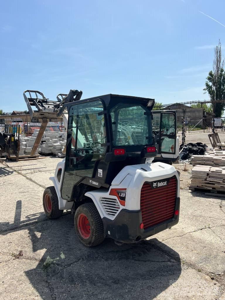 Bobcat L 23 Mininakladače