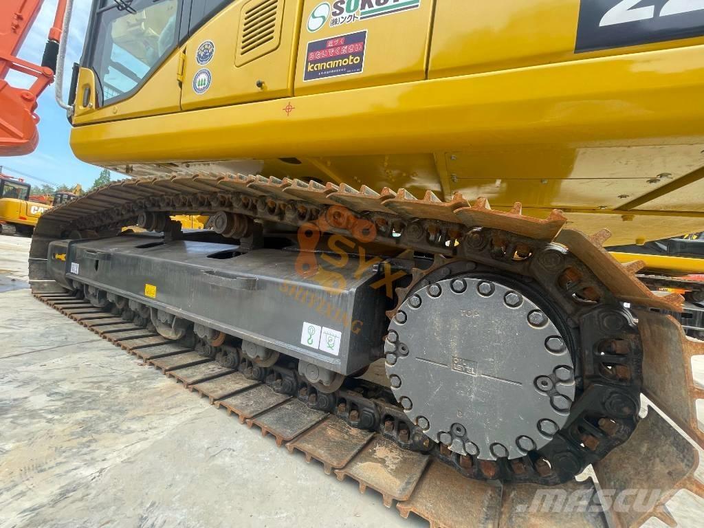 Komatsu PC 220-7 Pásová rýpadla