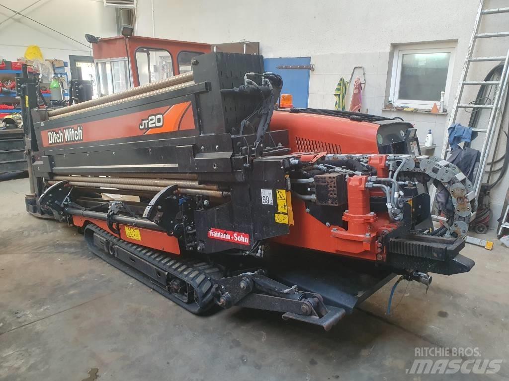 Ditch Witch JT 20 Horizontální vrtací zařízení