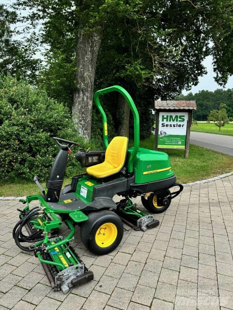 John Deere 2500 B Sekačky greenů