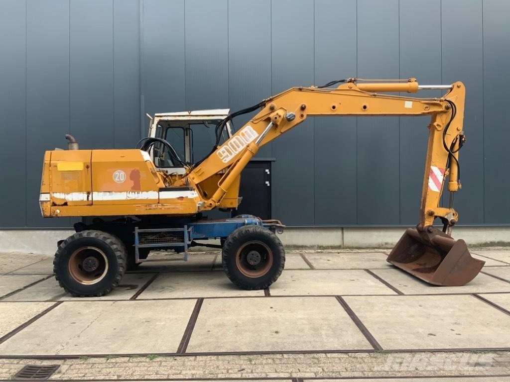 Liebherr A 900 C Kolová rýpadla