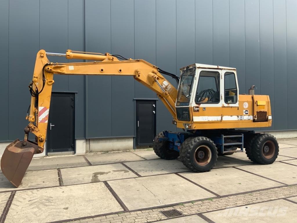 Liebherr A 900 C Kolová rýpadla