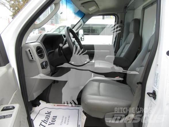 Ford E450 Stavebnictví - ostatní