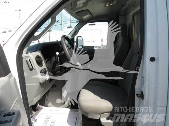 Ford E450 Stavebnictví - ostatní