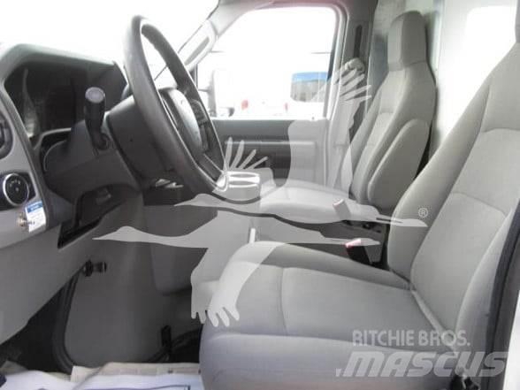 Ford E450 Stavebnictví - ostatní