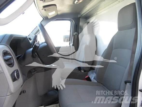 Ford E450 Stavebnictví - ostatní