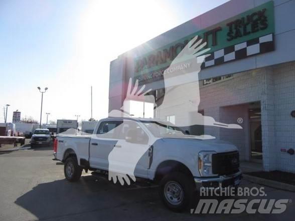 Ford F250 Stavebnictví - ostatní
