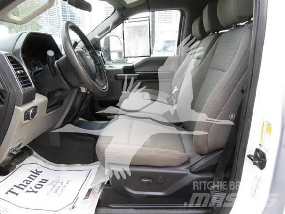 Ford F350 Stavebnictví - ostatní