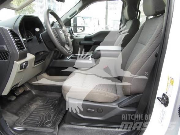 Ford F350 Stavebnictví - ostatní