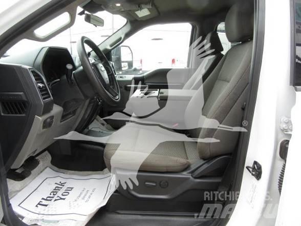 Ford F350 Stavebnictví - ostatní