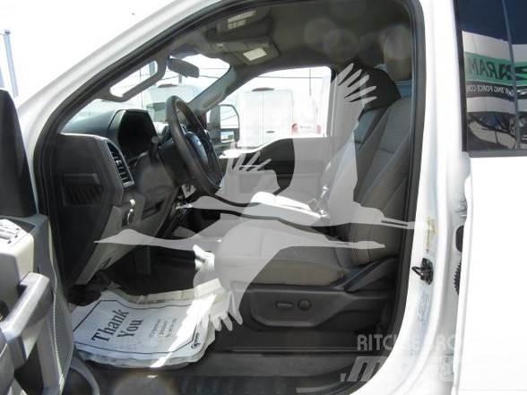 Ford F350 Stavebnictví - ostatní