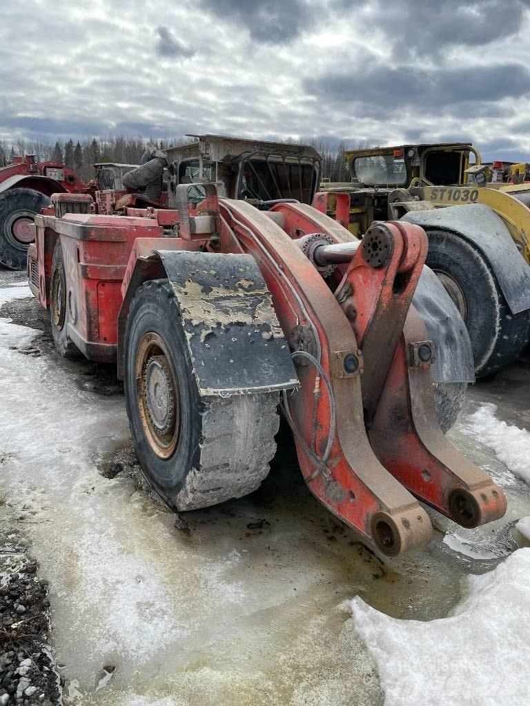 Sandvik LH 307 Podzemní nakladače