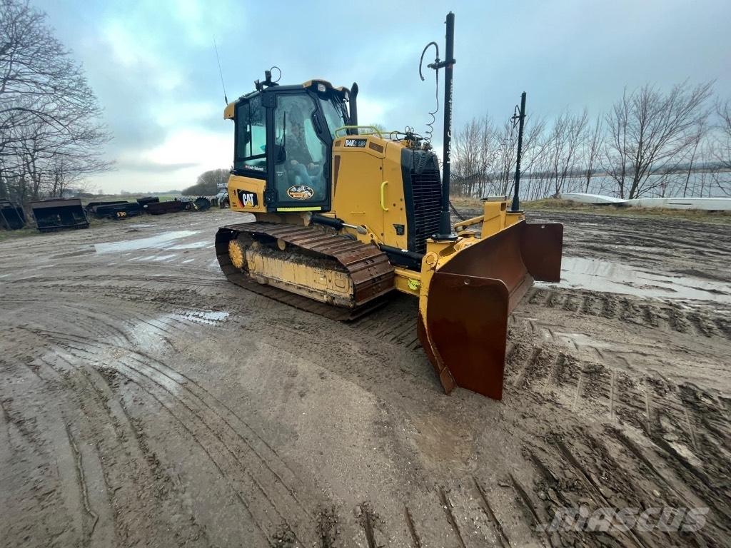 CAT D 4 K 2 LGP Pásové dozery