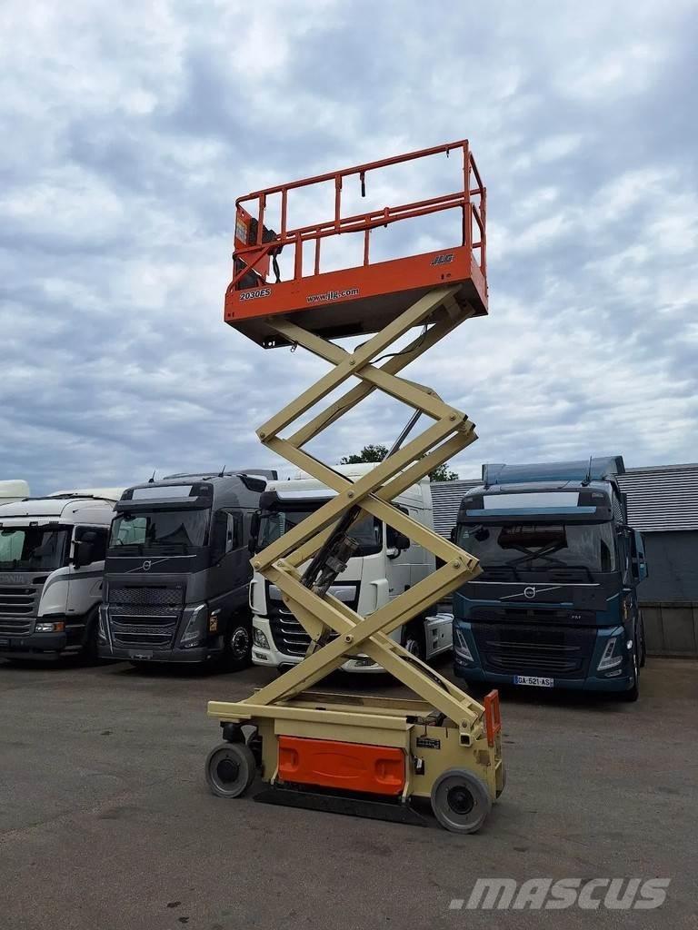 JLG 2030 ES Nůžková zvedací plošina