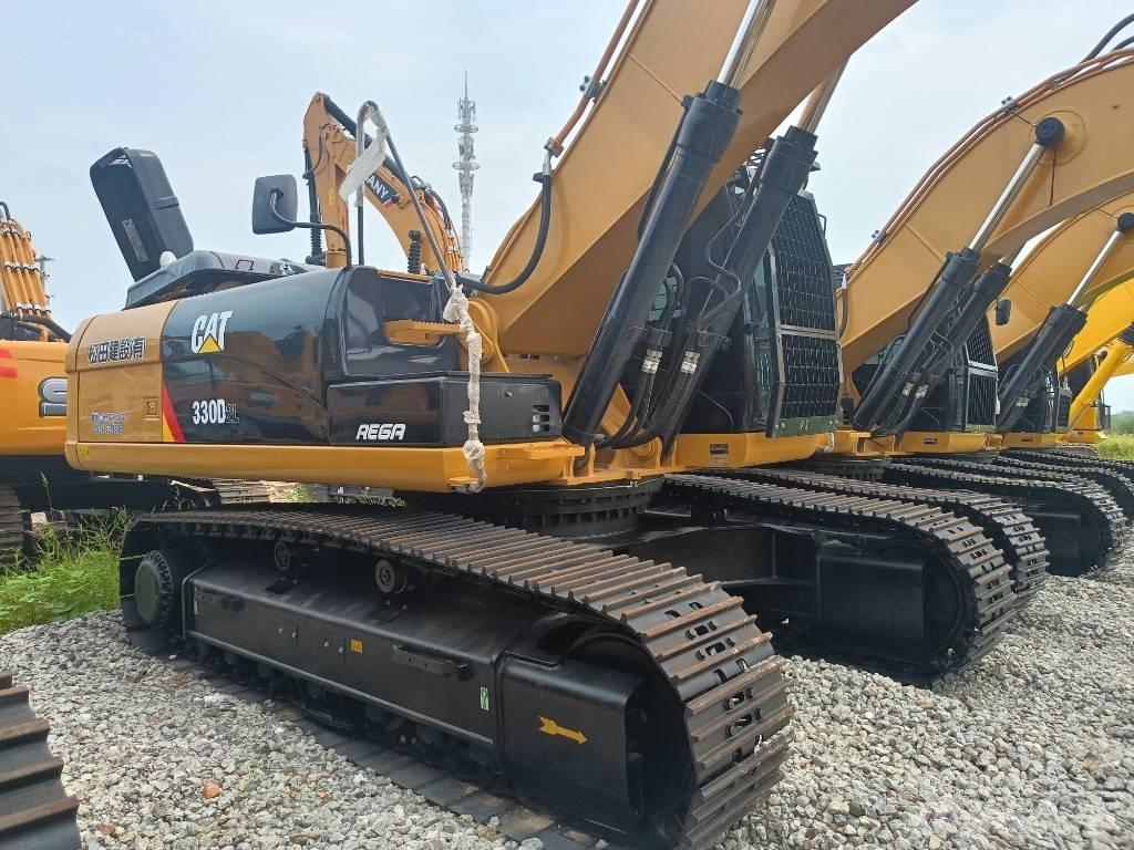 CAT 330D2L Midi rýpadla 7t - 12t