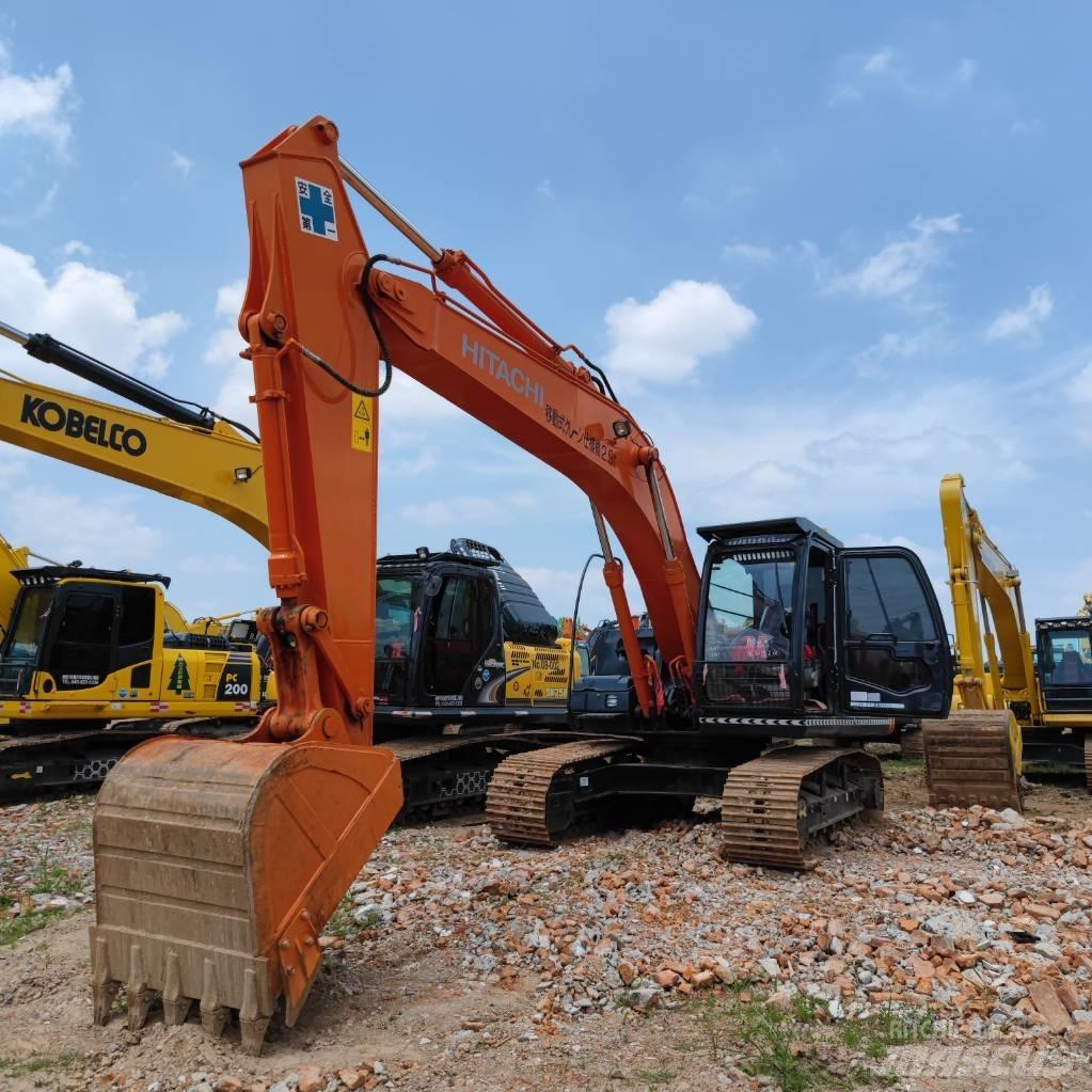 Hitachi ZX 200 Pásová rýpadla