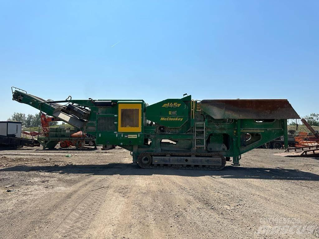 McCloskey J45 Mobilní drtiče