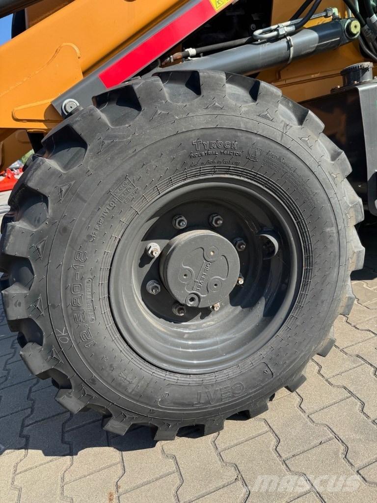 CASE 851 EX 4WD Pro Rýpadlo-nakladače