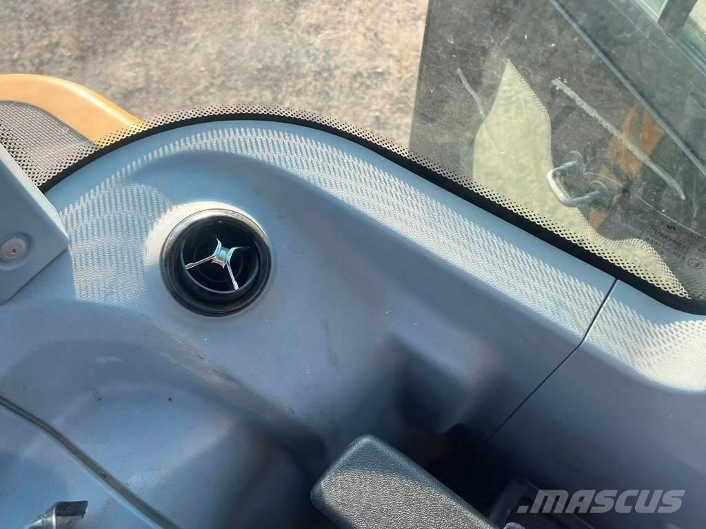 Sany SY 55 C Pásová rýpadla