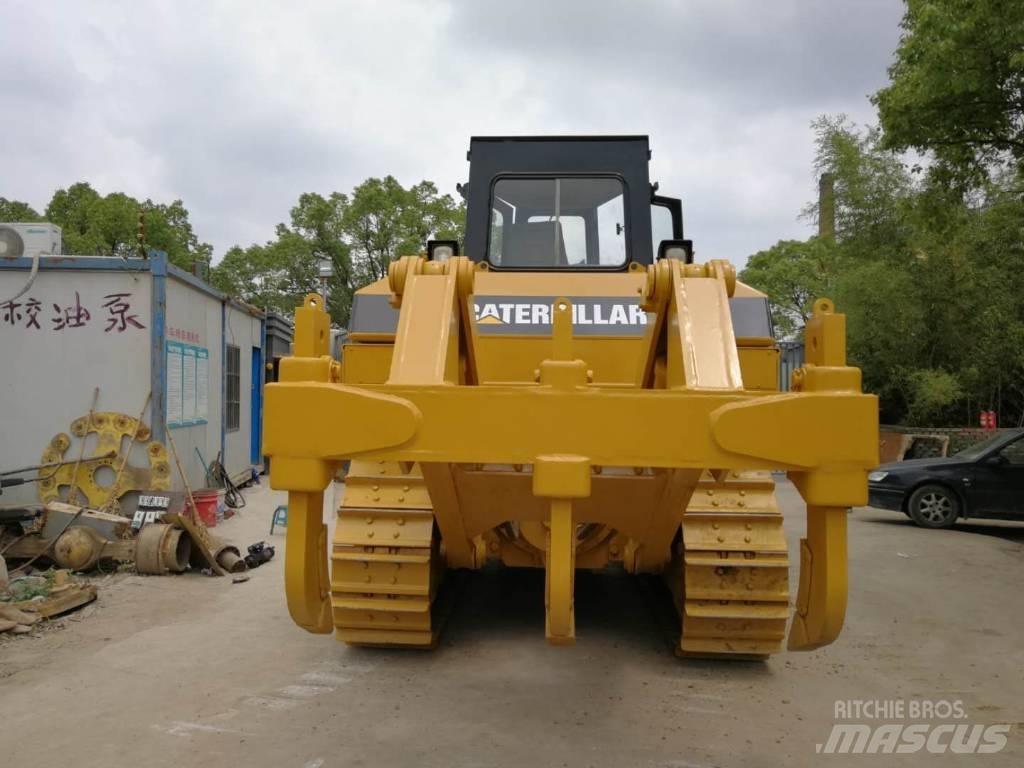 CAT D 7 R Pásové dozery