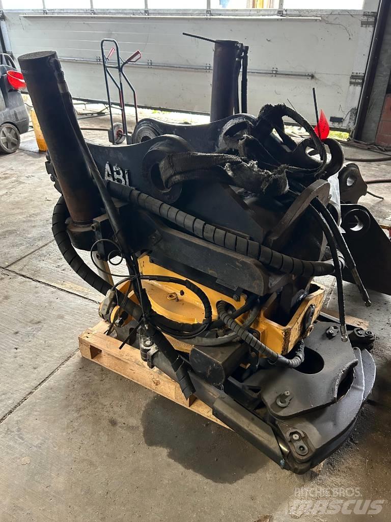 Engcon Tiltrotator Rotátory