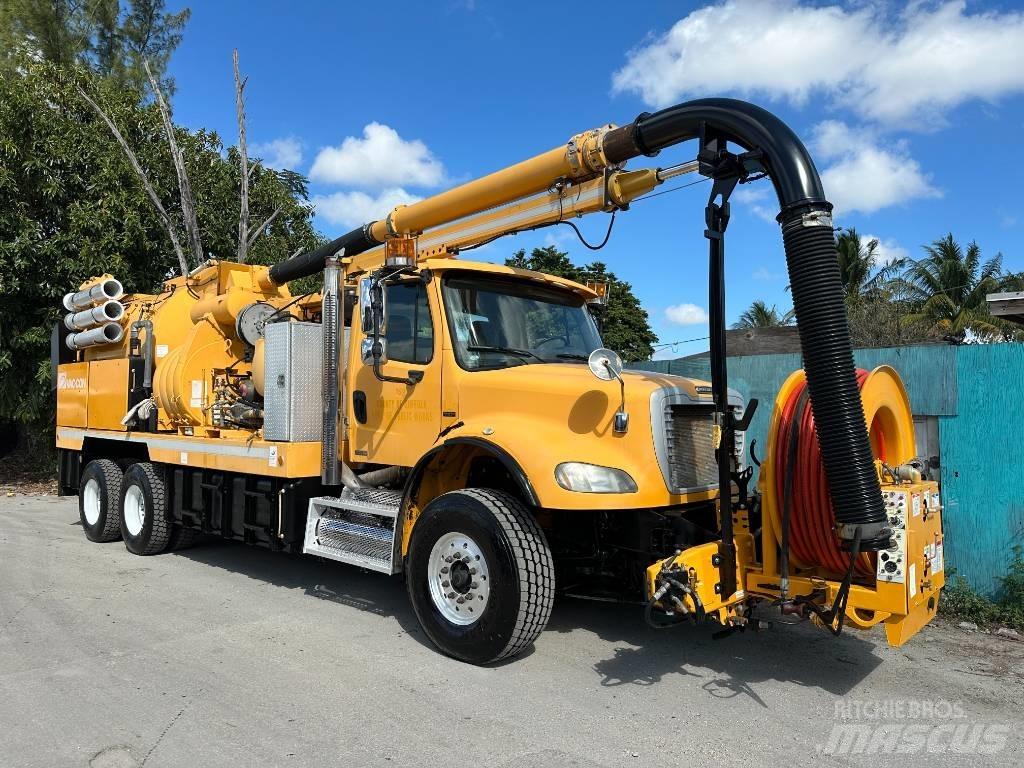 Freightliner M2 Kombinované/Čerpací cisterny