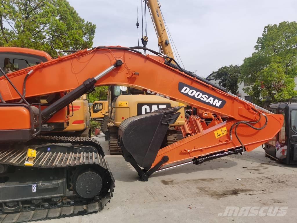 Doosan DX 225 LC-9C Pásová rýpadla