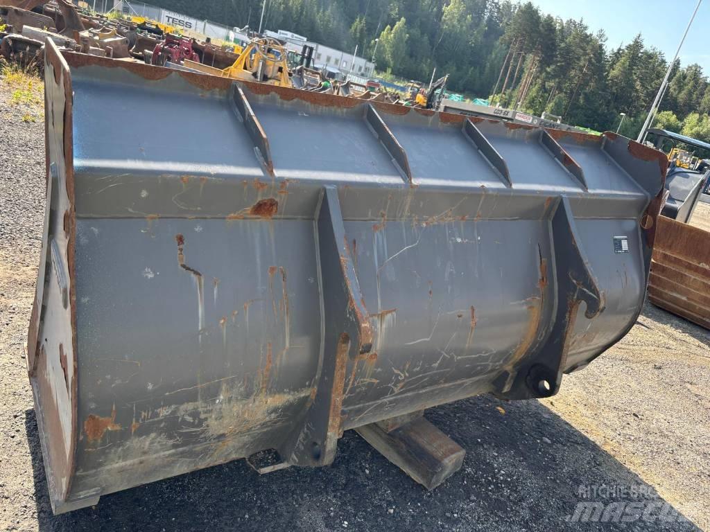 Volvo L 30 GS Kolové nakladače