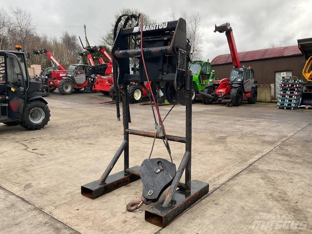 Manitou Drop Winch Teleskopické manipulátory