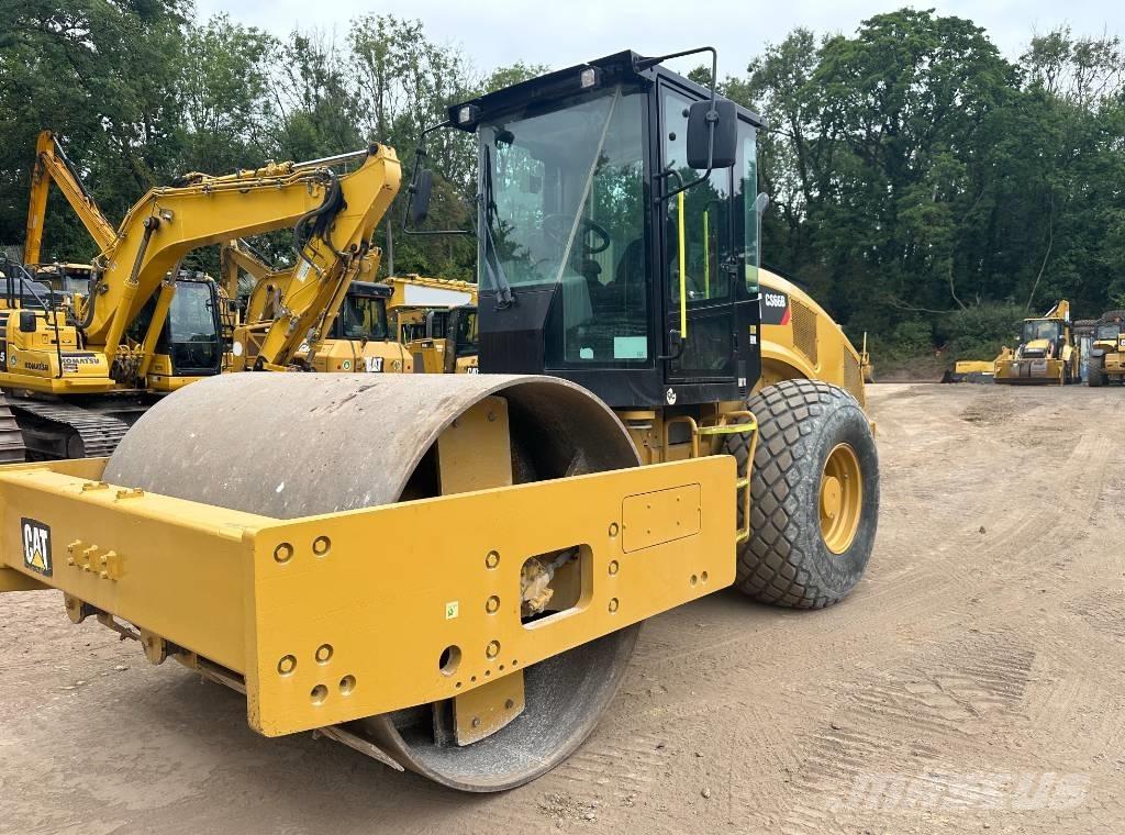 CAT CS 66 B Tahačové válce