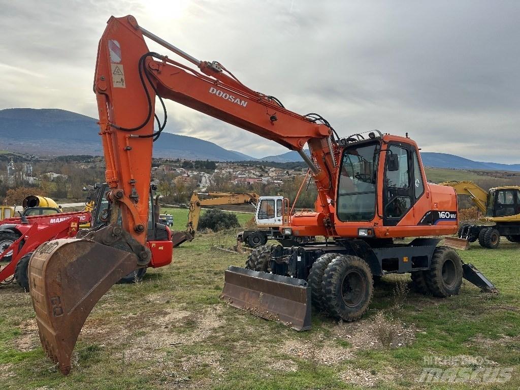 Doosan Solar 160 W V Kolová rýpadla