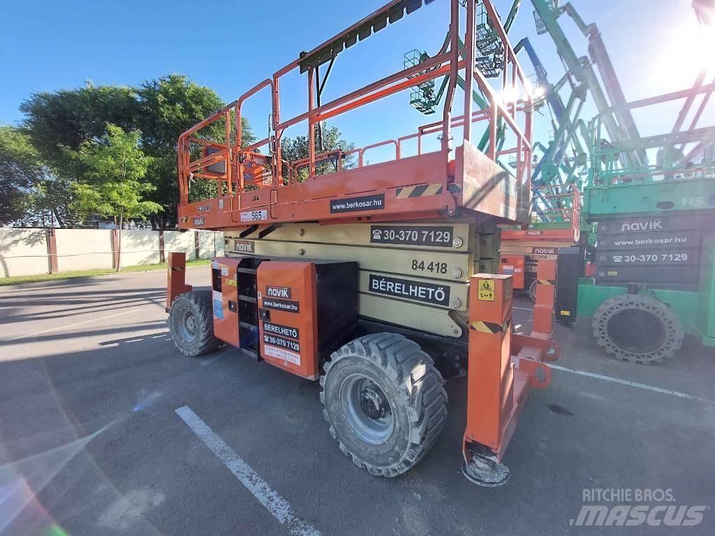 JLG 430 LRT Nůžková zvedací plošina