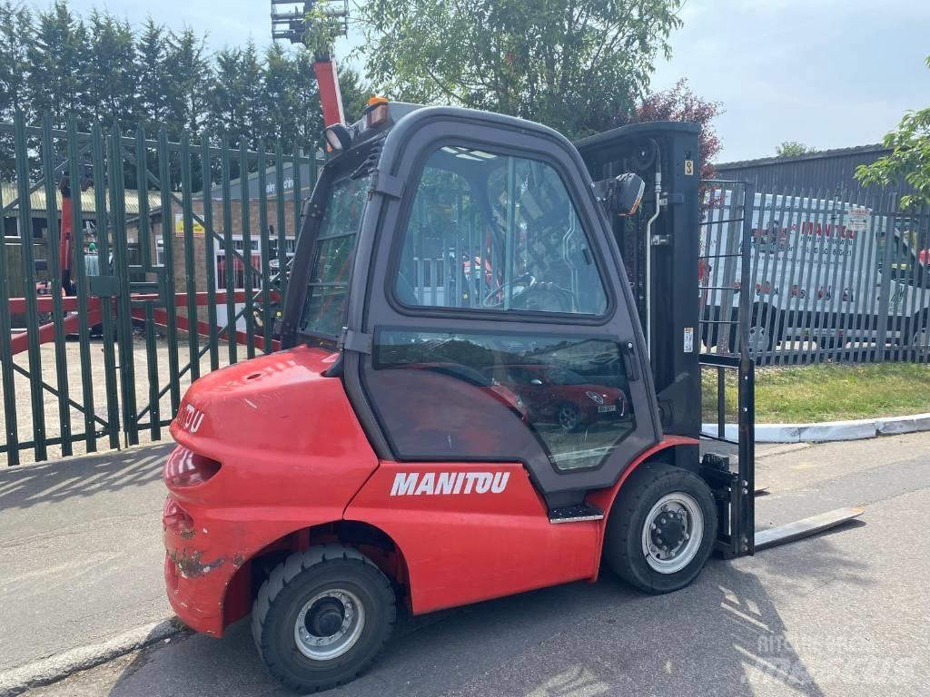 Manitou Mi25D Dieselové vozíky
