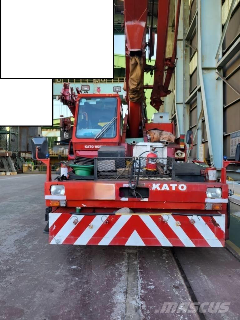 Kato SR 250 Jeřáby pro těžký terén