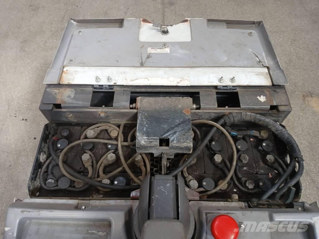 UniCarriers PLP 200 Nízkozdvižný vozík s plošinou