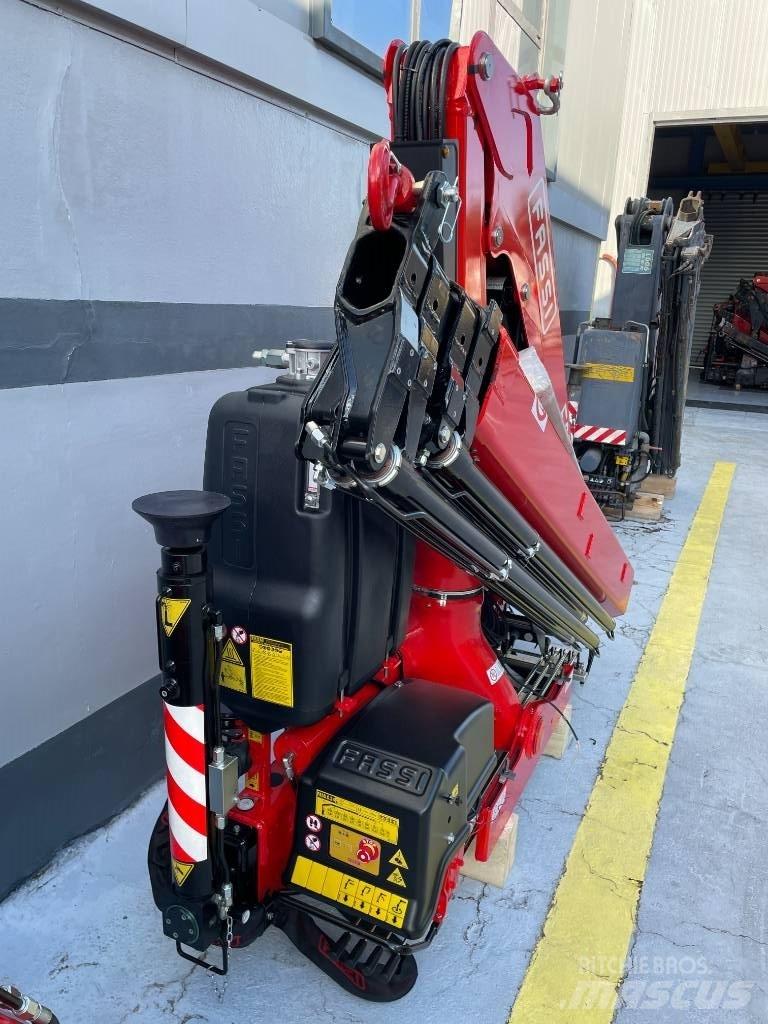 Fassi F85B.0.24 Nakládací jeřáby