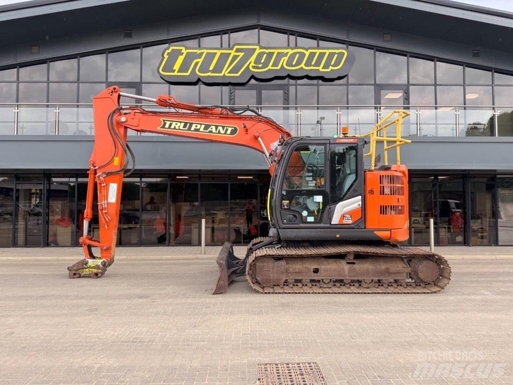 Hitachi ZX135USBL-7 Pásová rýpadla