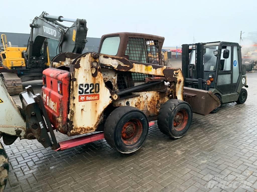 Bobcat S 220 Převodovka