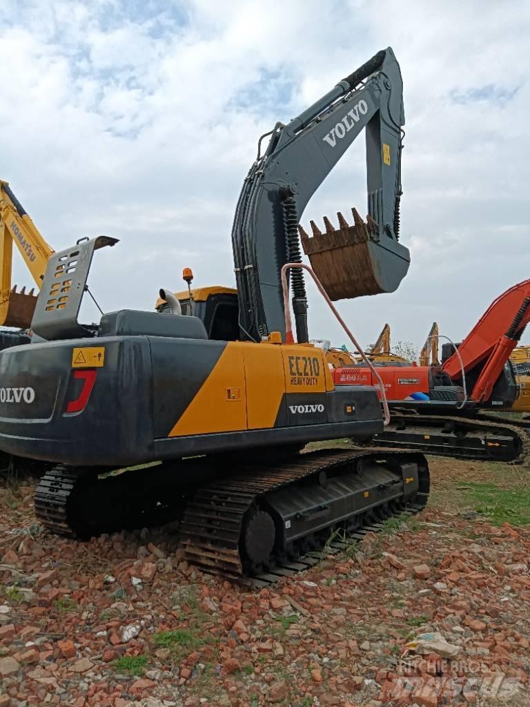 Volvo EC 240 Pásová rýpadla