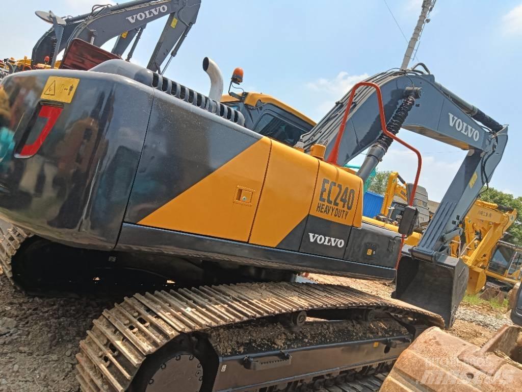 Volvo EC 240 Pásová rýpadla