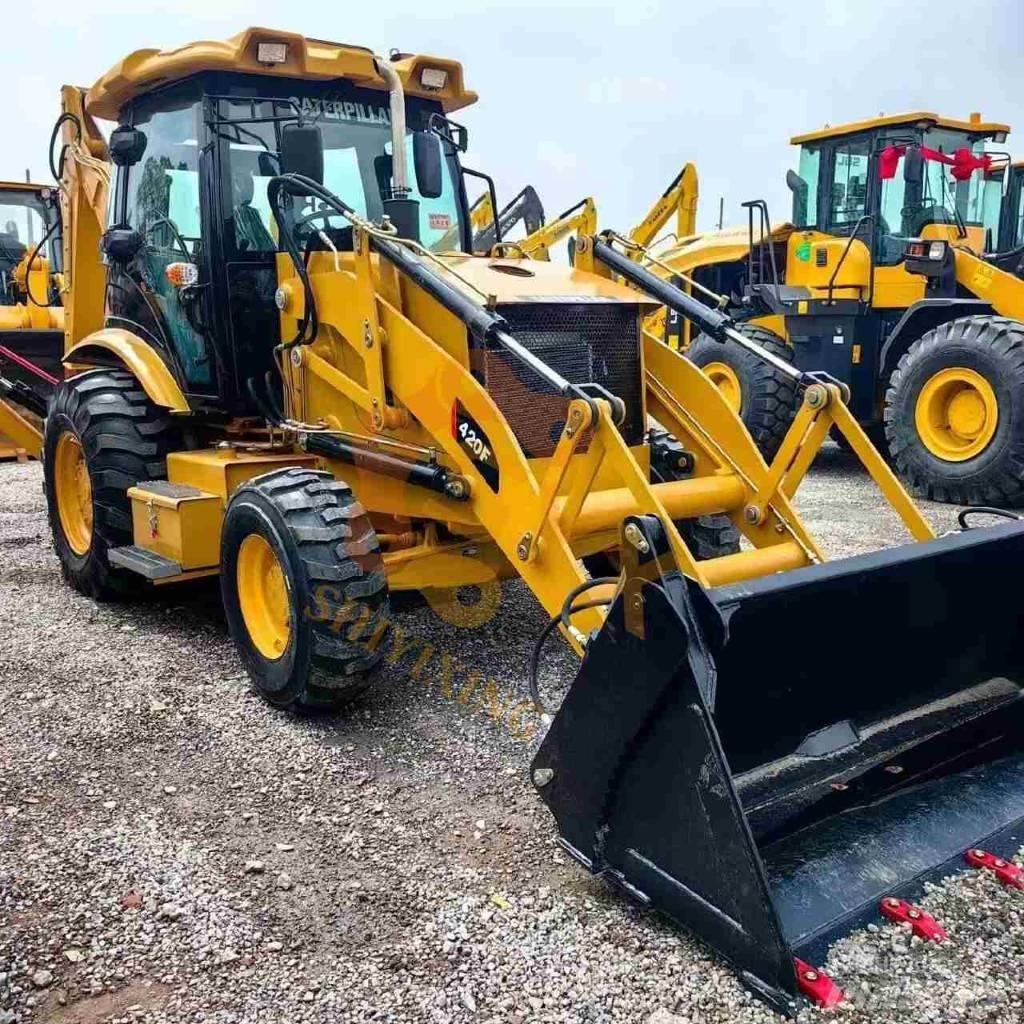 CAT 420 F Rýpadlo-nakladače