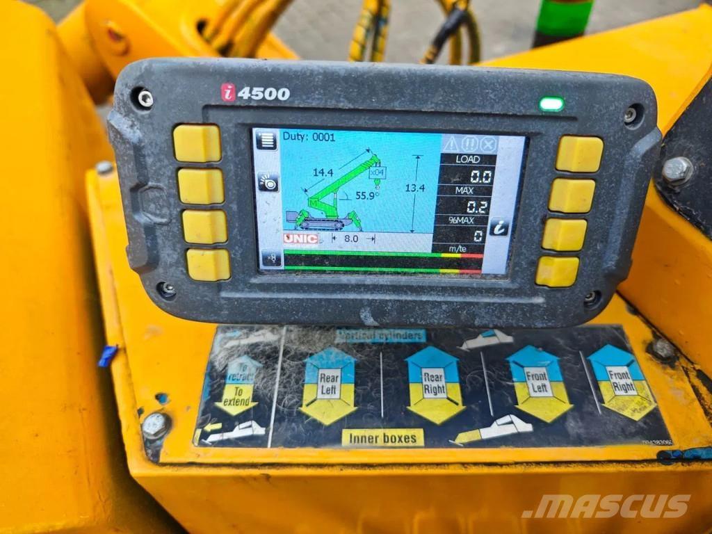 Unic URA 376 C Minijeřáby