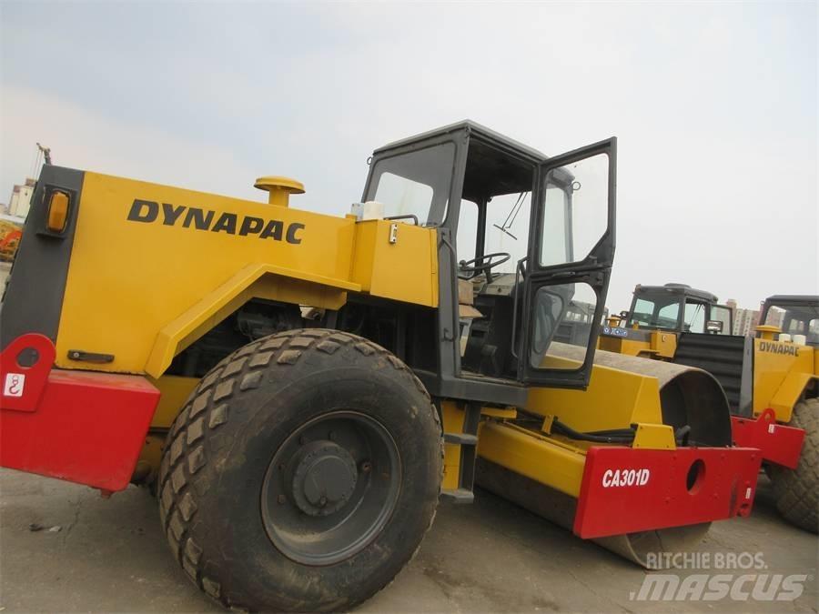 Dynapac CA 301 D Tahačové válce