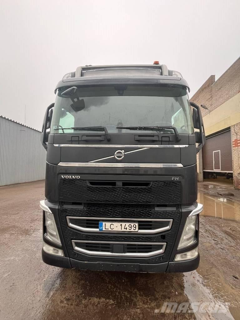 Volvo FH Vozy na přepravu kmenů