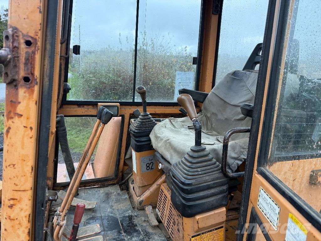 CASE Ck50 Pásová rýpadla