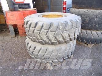  VKT 20,5x25 Pneumatiky, kola a ráfky