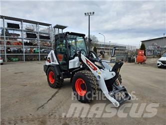 Bobcat L 85 Kolové nakladače